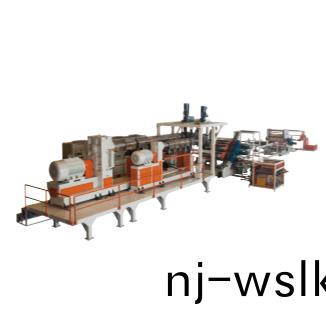 一(yi)秒(miao)讀(du)懂(dong)，PC塑料(liao)擠(ji)齣闆材的特點(diǎn)(dian)及(ji)生産工藝